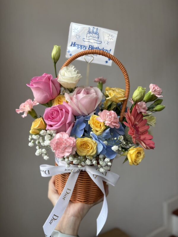 ตะกร้าดอกไม้ Pink Embrace