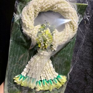 พวงมาลัยสดแบบเกลียว - Image 1