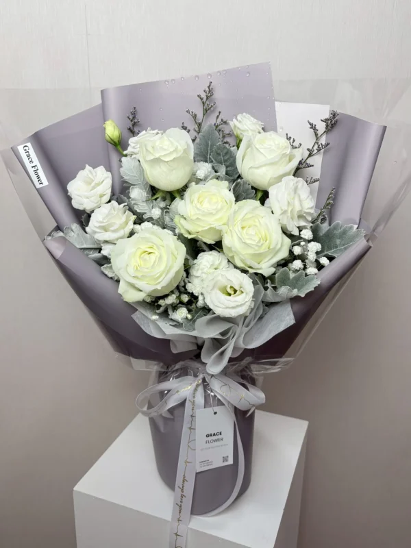 ช่อดอกกุหลาบขาว Ash Rose