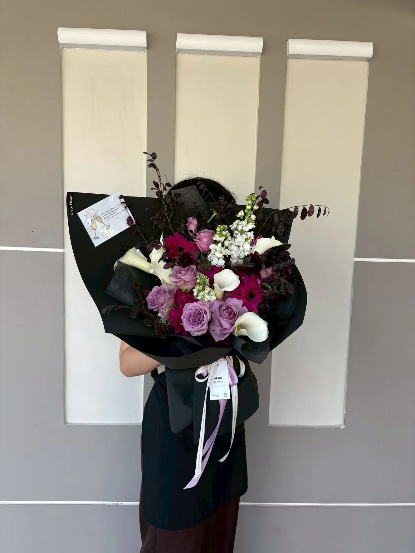 ช่อดอกไม้สด Black Amethyst Bloom - Image 2