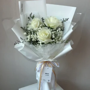 ช่อดอกกุหลาบขาว Blanc Love - Image 1