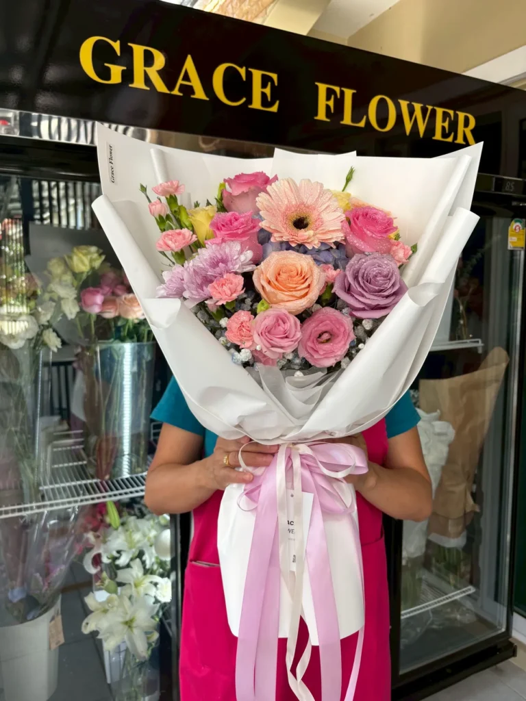 ช่อดอกไม้สด Bloom of Love Joy