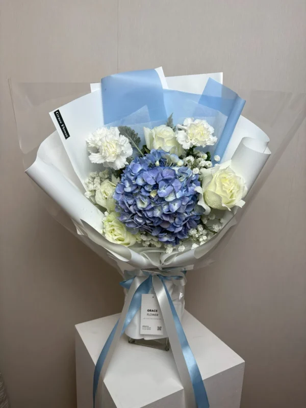 ช่อดอกไม้สด Blue Haven