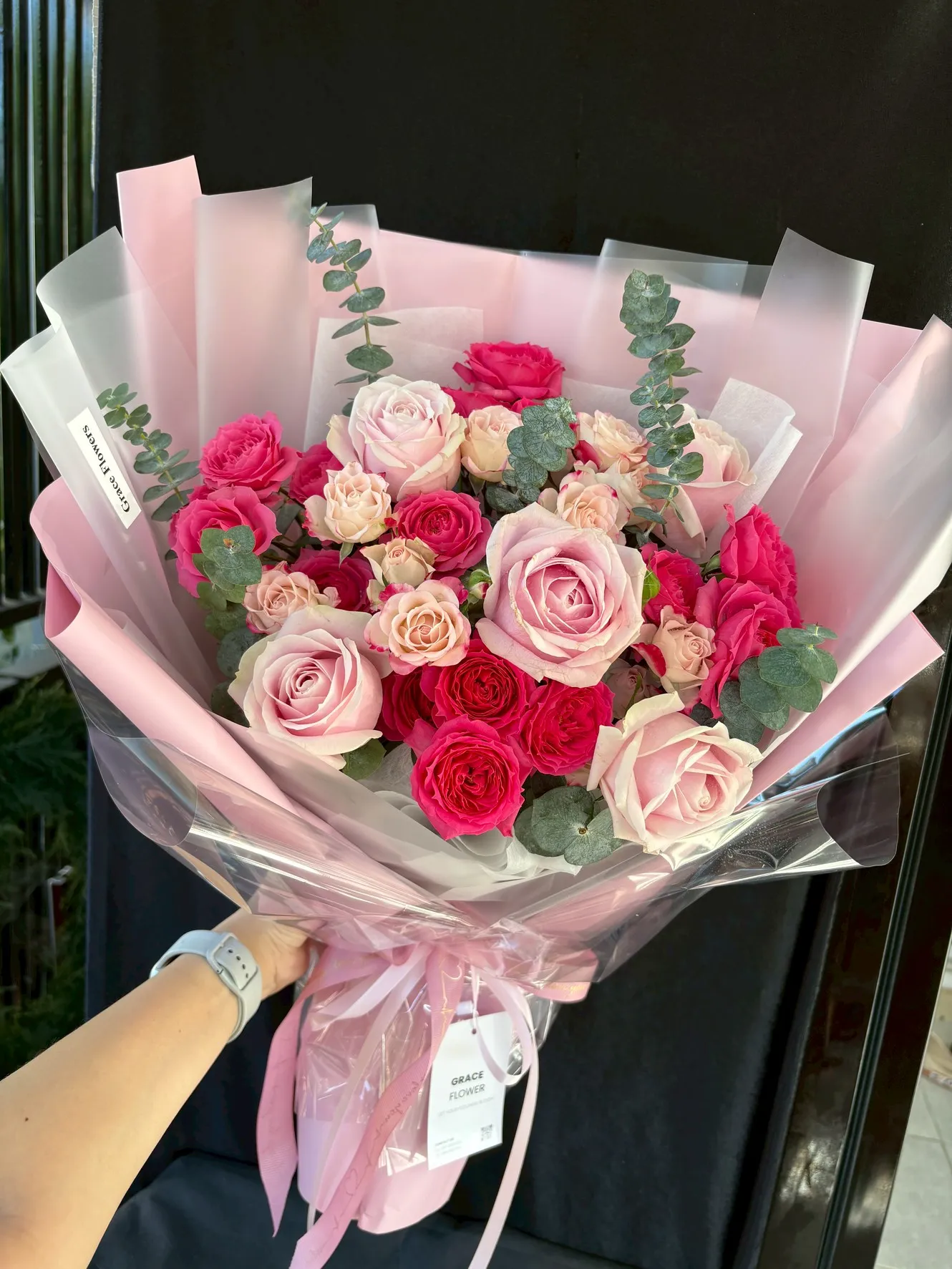 ช่อดอกกุหลาบสด Blush Angel