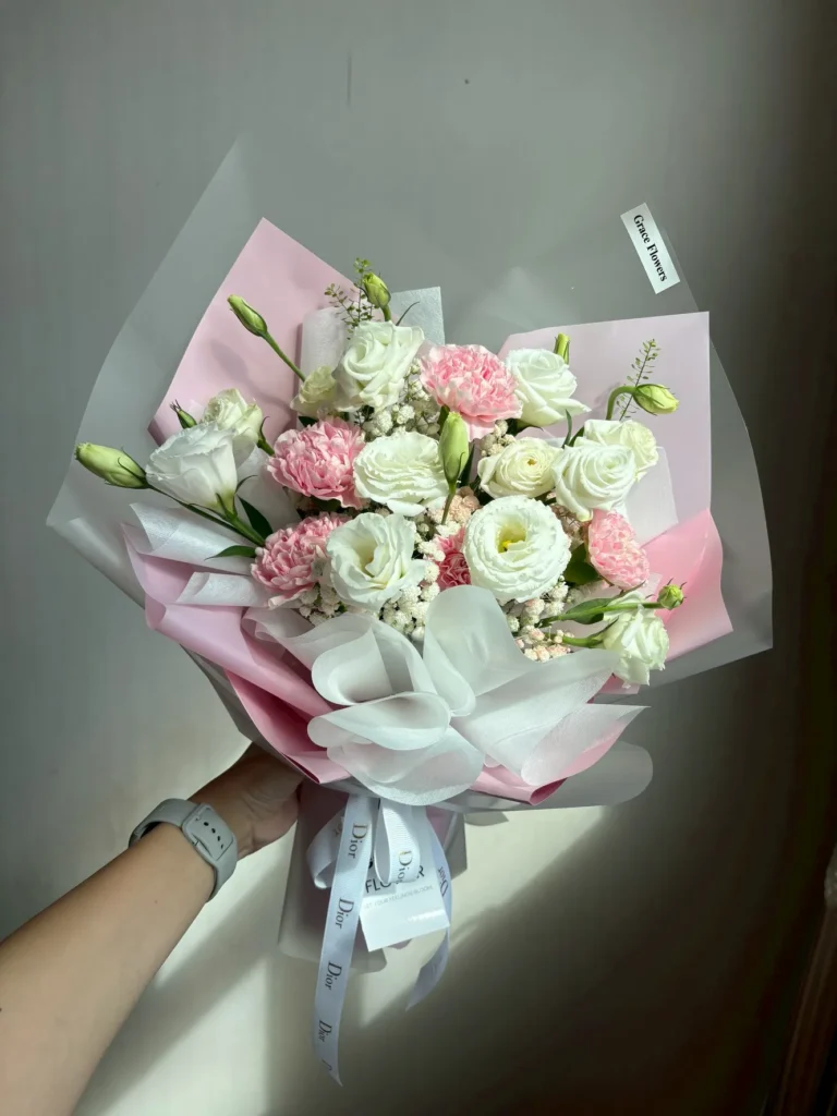 ช่อดอกไม้สด Blush Cupcake