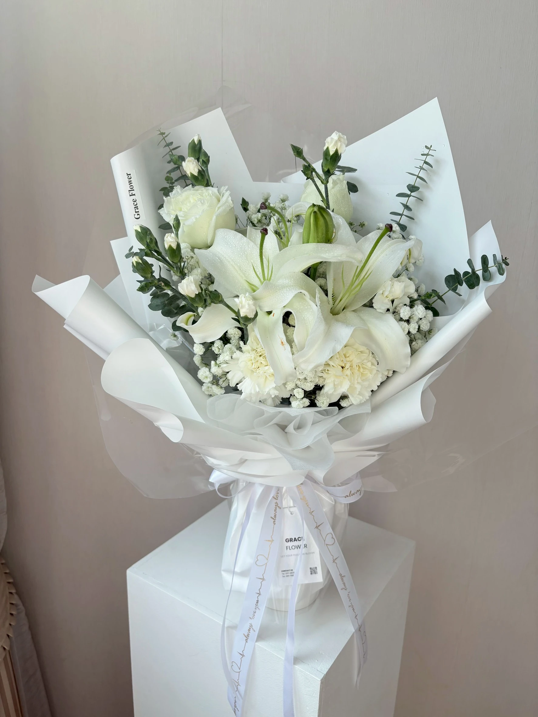ช่อดอกลิลลี่สด Calm Lily