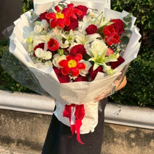 ช่อดอกไม้สด Cherry Red - Image 1