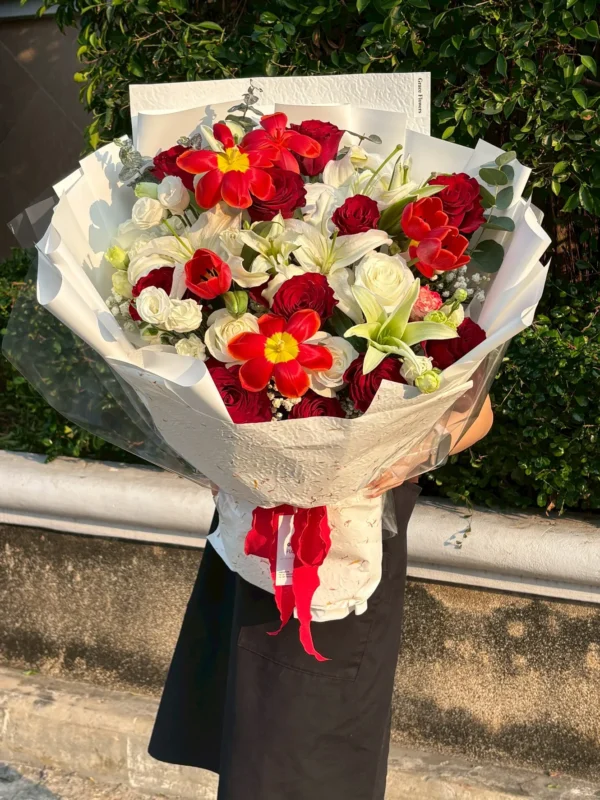 ช่อดอกไม้สด Cherry Red