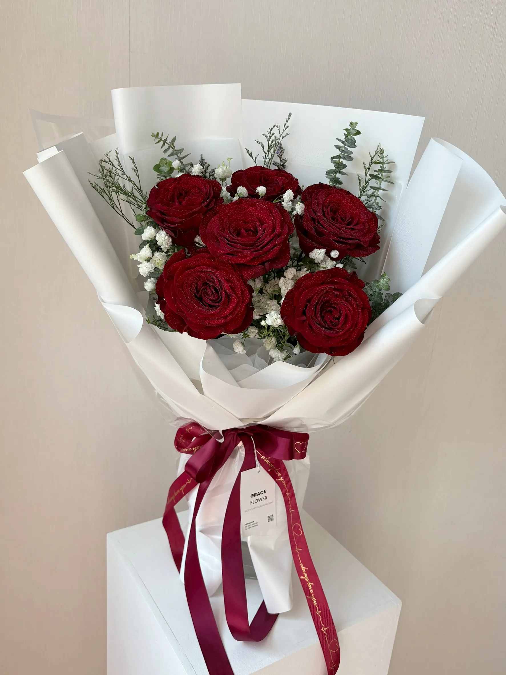 ช่อดอกกุหลาบแดง Crimson Pure Love