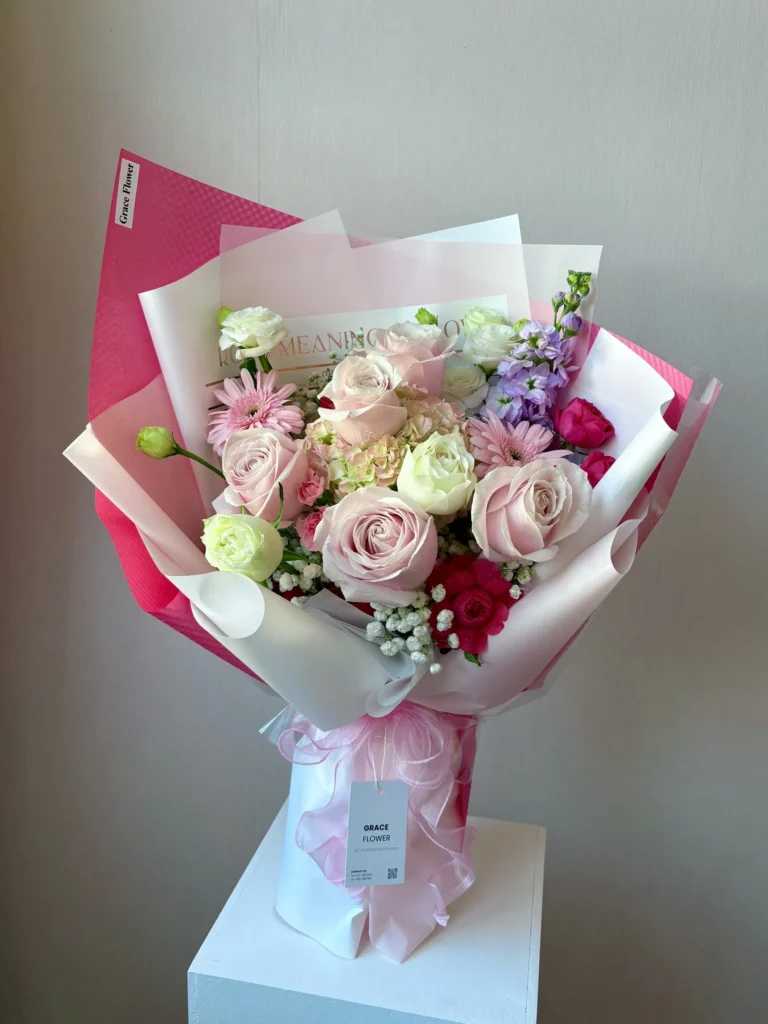 ช่อดอกไม้สด Just for You