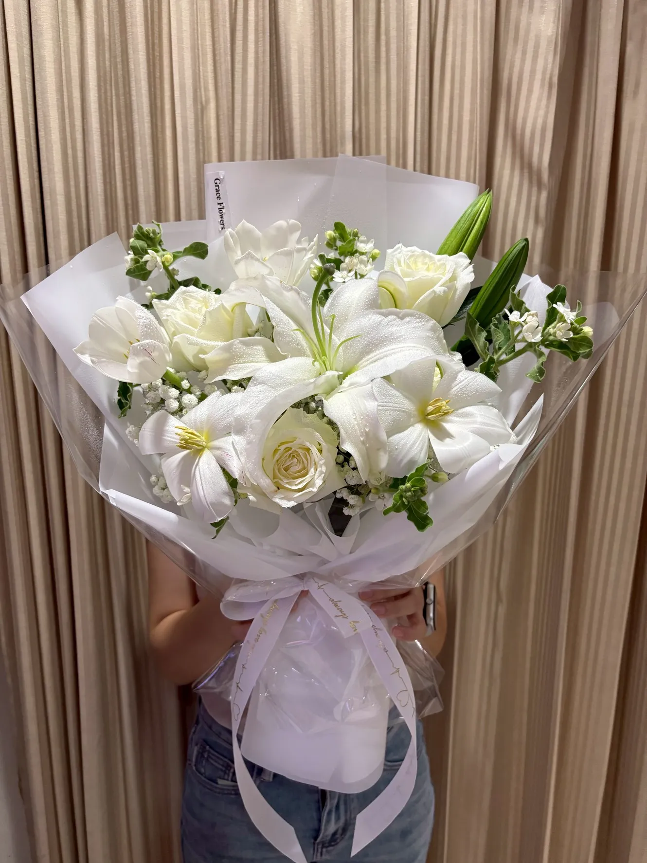 ช่อดอกลิลลี่สด Lily Elegant Charm