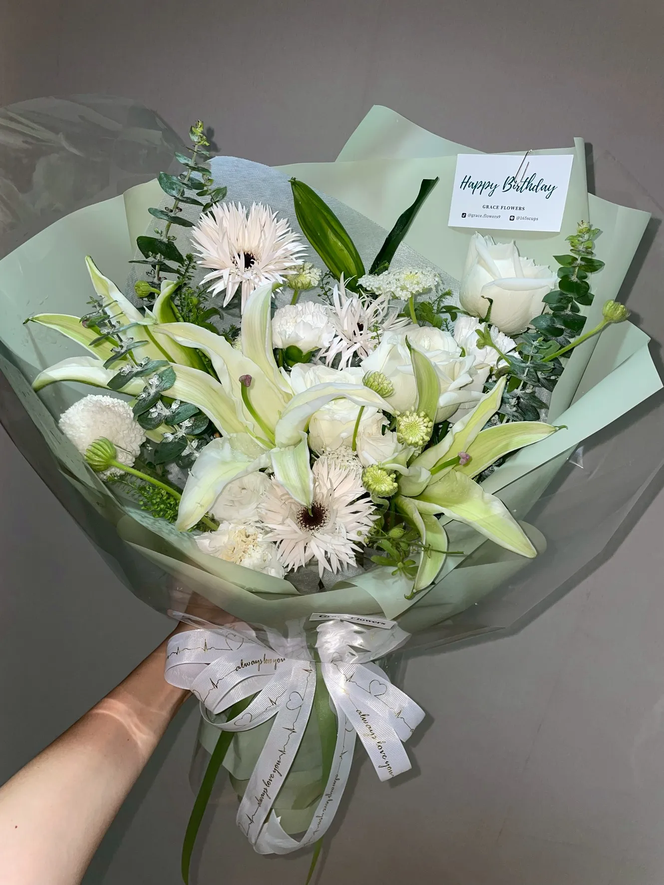 ช่อดอกลิลลี่สด Lily Muse