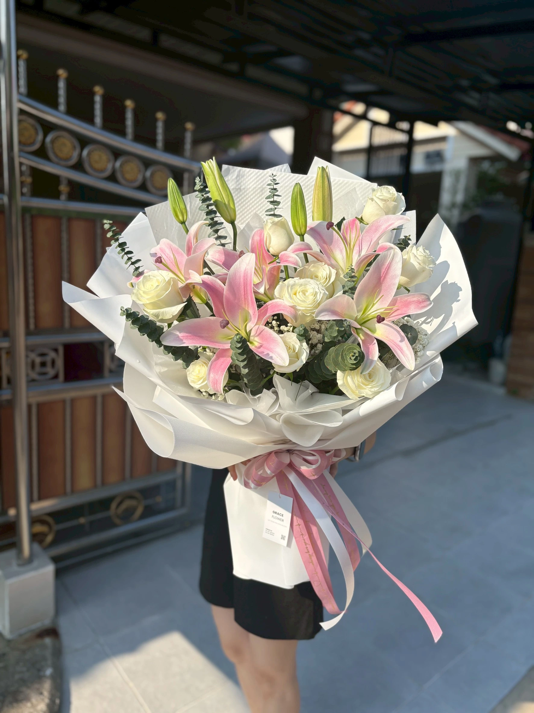 ช่อดอกลิลลี่สด Lily Happiness