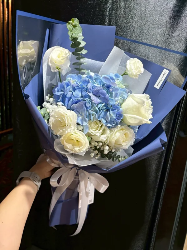ช่อดอกไม้สด Blue Haven