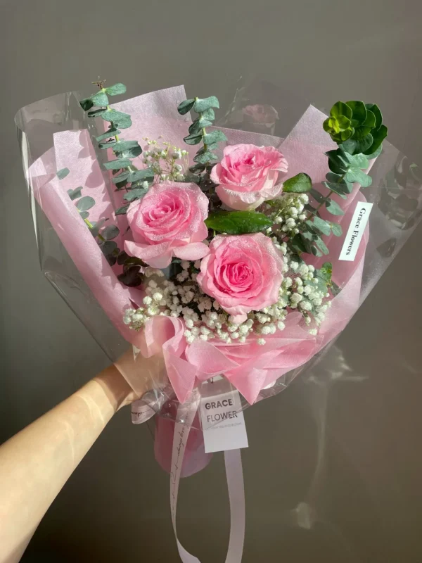 ช่อดอกกุหลาบสด Pink Embrace