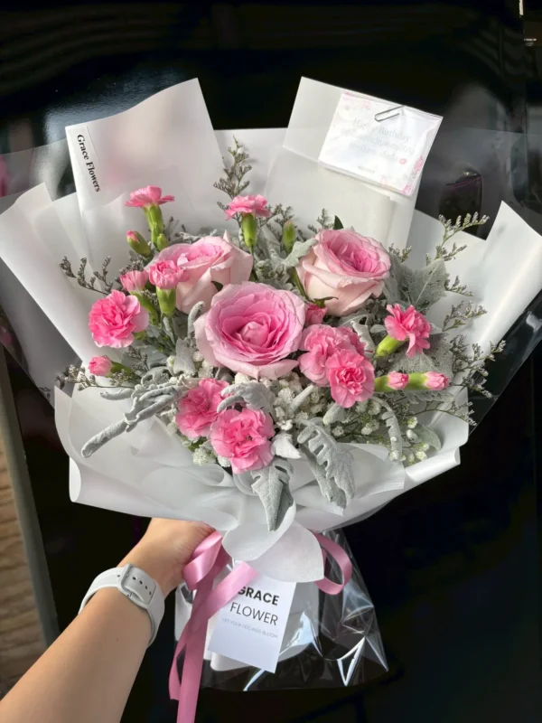 ช่อดอกกุหลาบสด Pink Muse