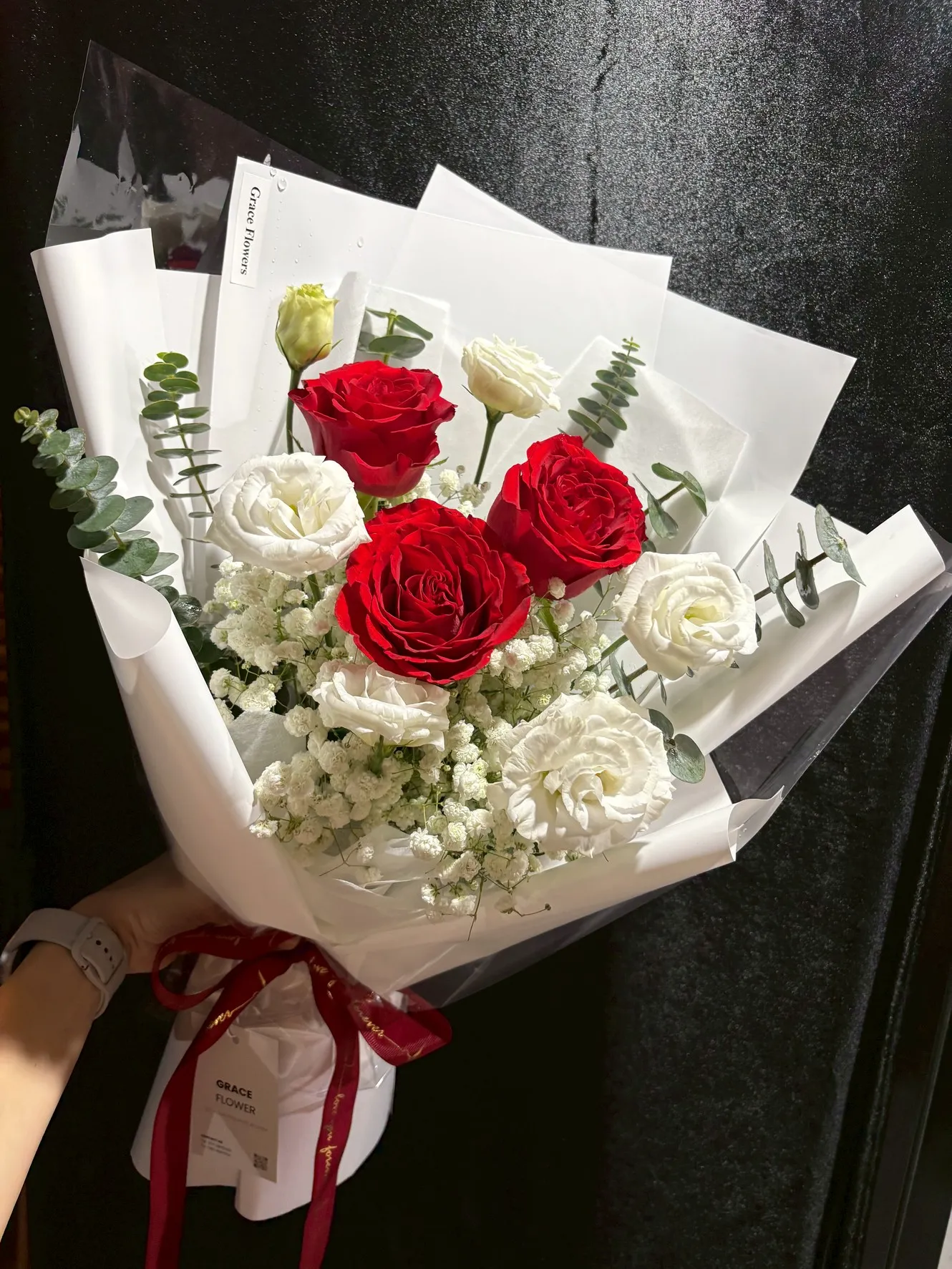 ช่อดอกกุหลาบแดง Red Angel