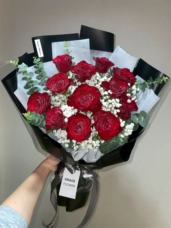 ช่อดอกกุหลาบแดง Red Bloom of Smile