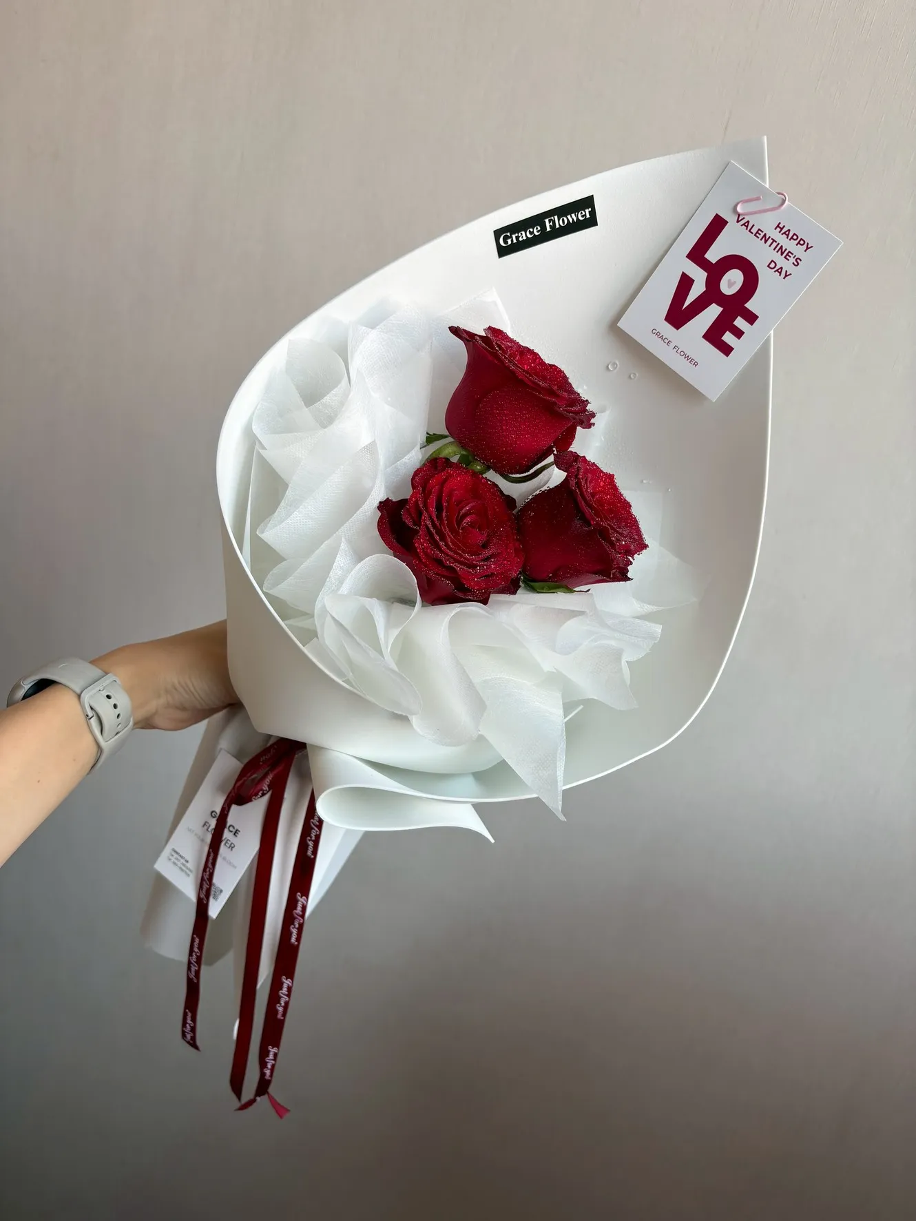 ช่อดอกกุหลาบแดง Ruby Always Yours