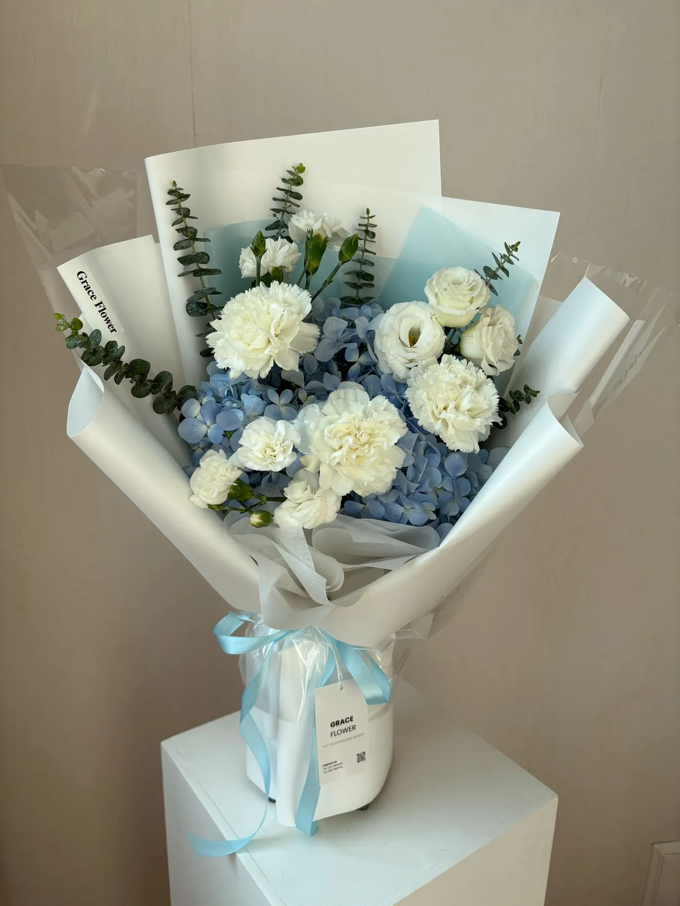 ช่อดอกไม้สด Blue Haven - Image 8