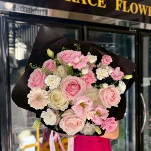 ช่อดอกกุหลาบสด Sweet Blooming - Image 1