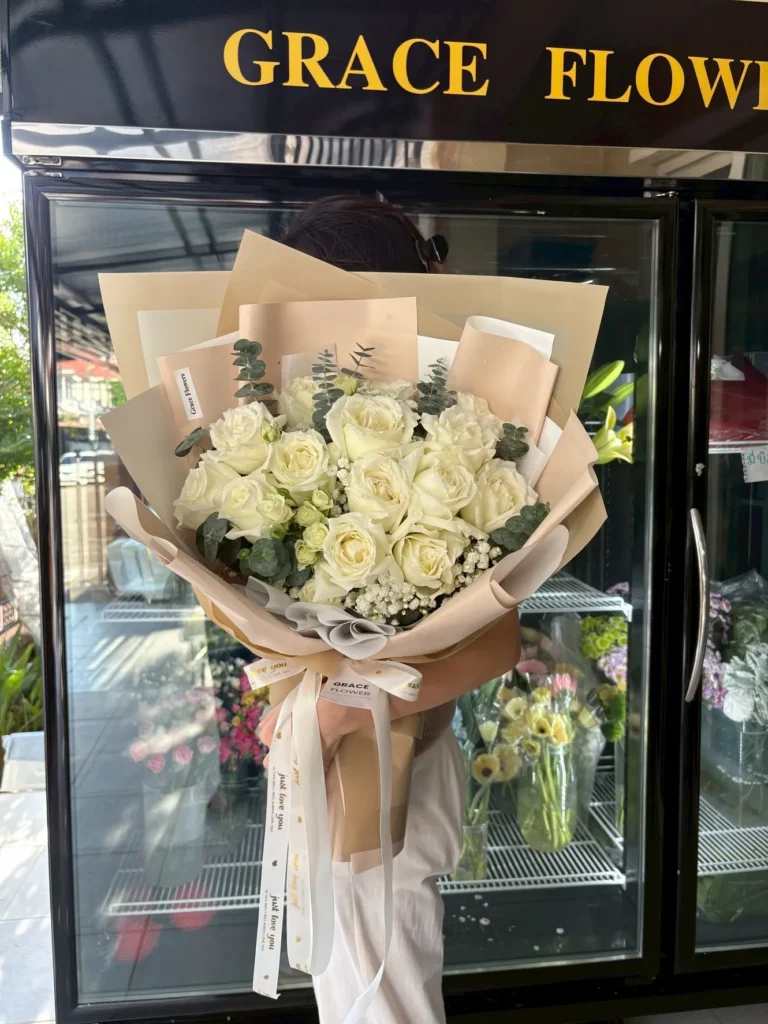 ช่อดอกไม้สด White Beauty