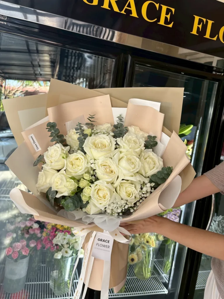 ช่อดอกไม้สด White Beauty