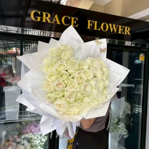 ช่อดอกไม้กุหลาบขาวสด White Elegance  60 ดอก - Image 1