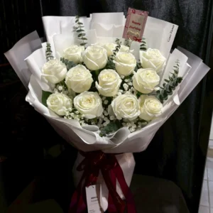 ช่อดอกกุหลาบขาว White Garden - Image 2