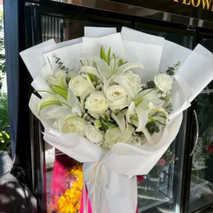 ช่อดอกลิลลี่สด Lily Serenity - Image 1
