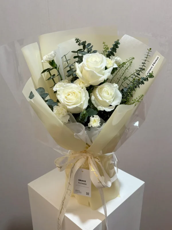 ช่อดอกไม้สดWhite Silk