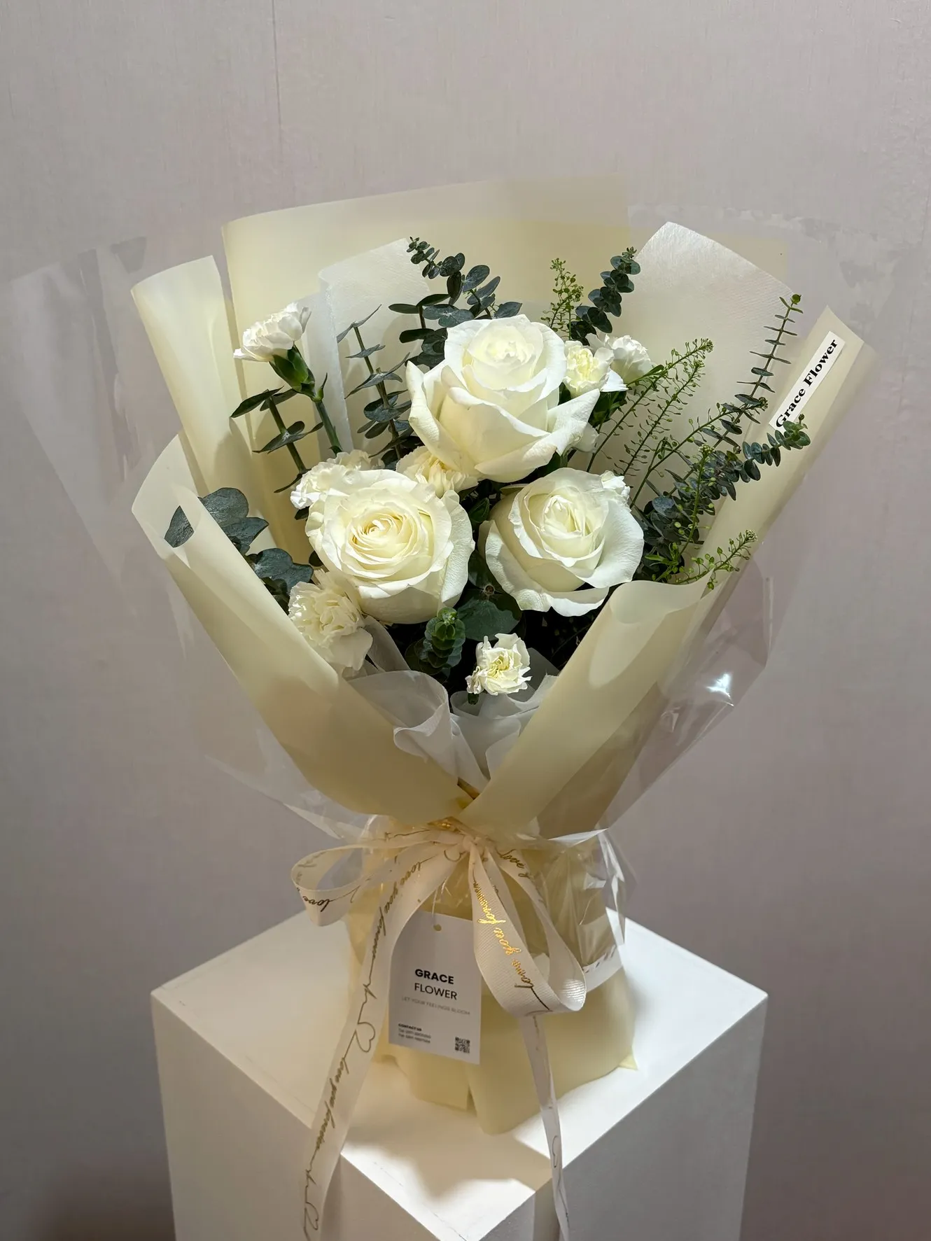 ช่อดอกไม้สดWhite Silk