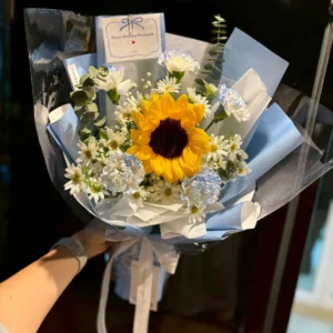 ช่อดอกทานตะวันสด Sunflower in the sky - Image 1