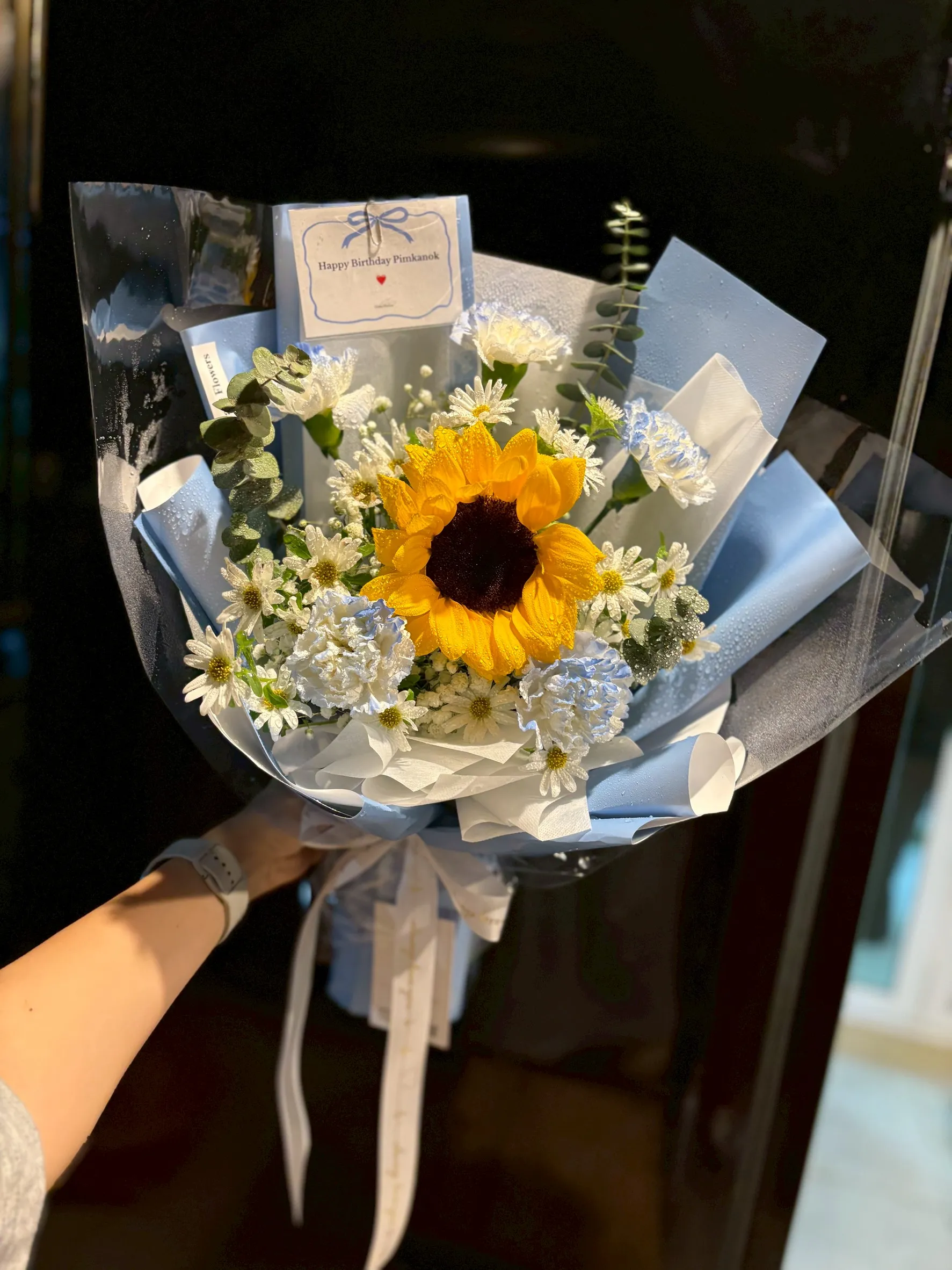ช่อดอกทานตะวันสด Sunflower in the sky