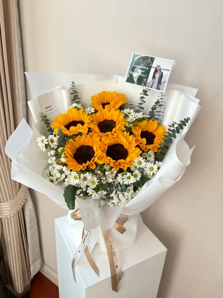 ช่อดอกทานตะวันสด Sunflower & Daisy