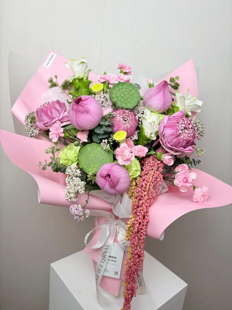 ช่อดอกไม้สด Pink Lotus