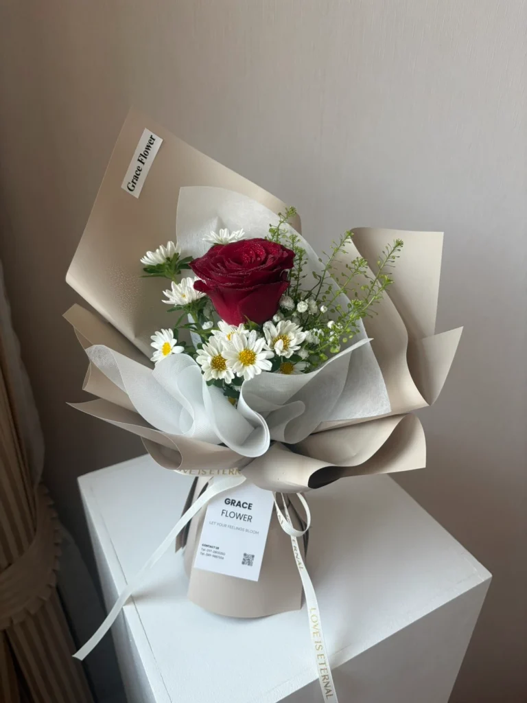 ช่อดอกไม้สด Mini Classic Rose