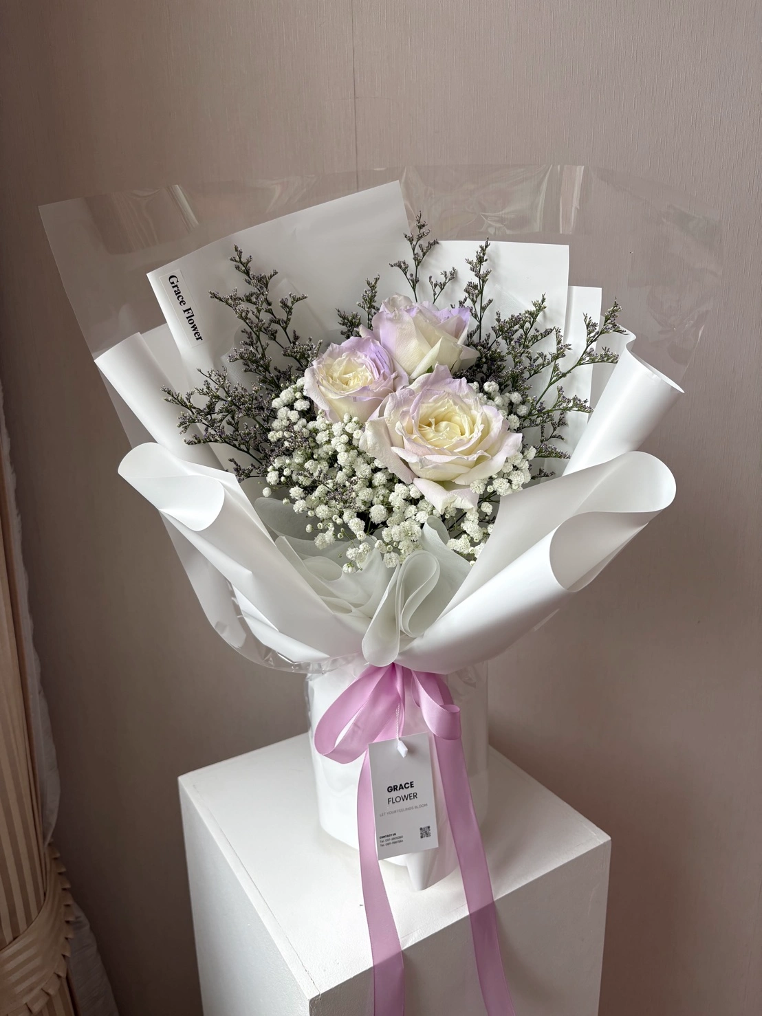 ช่อดอกกุหลาบม่วง Lilac Grace - Image 1