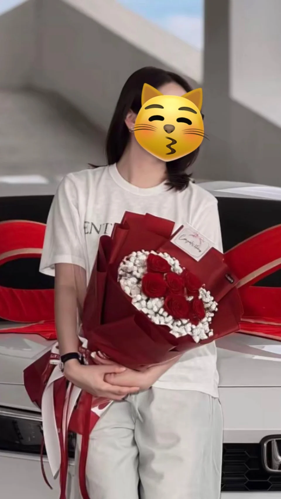 ช่อกลมดอกกุหลาบแดง Red rosy - Image 3