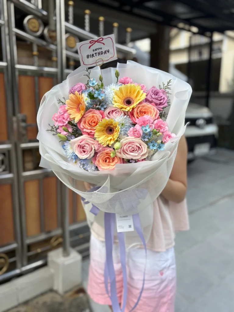 ช่อดอกไม้สด Bloom of Love Joy