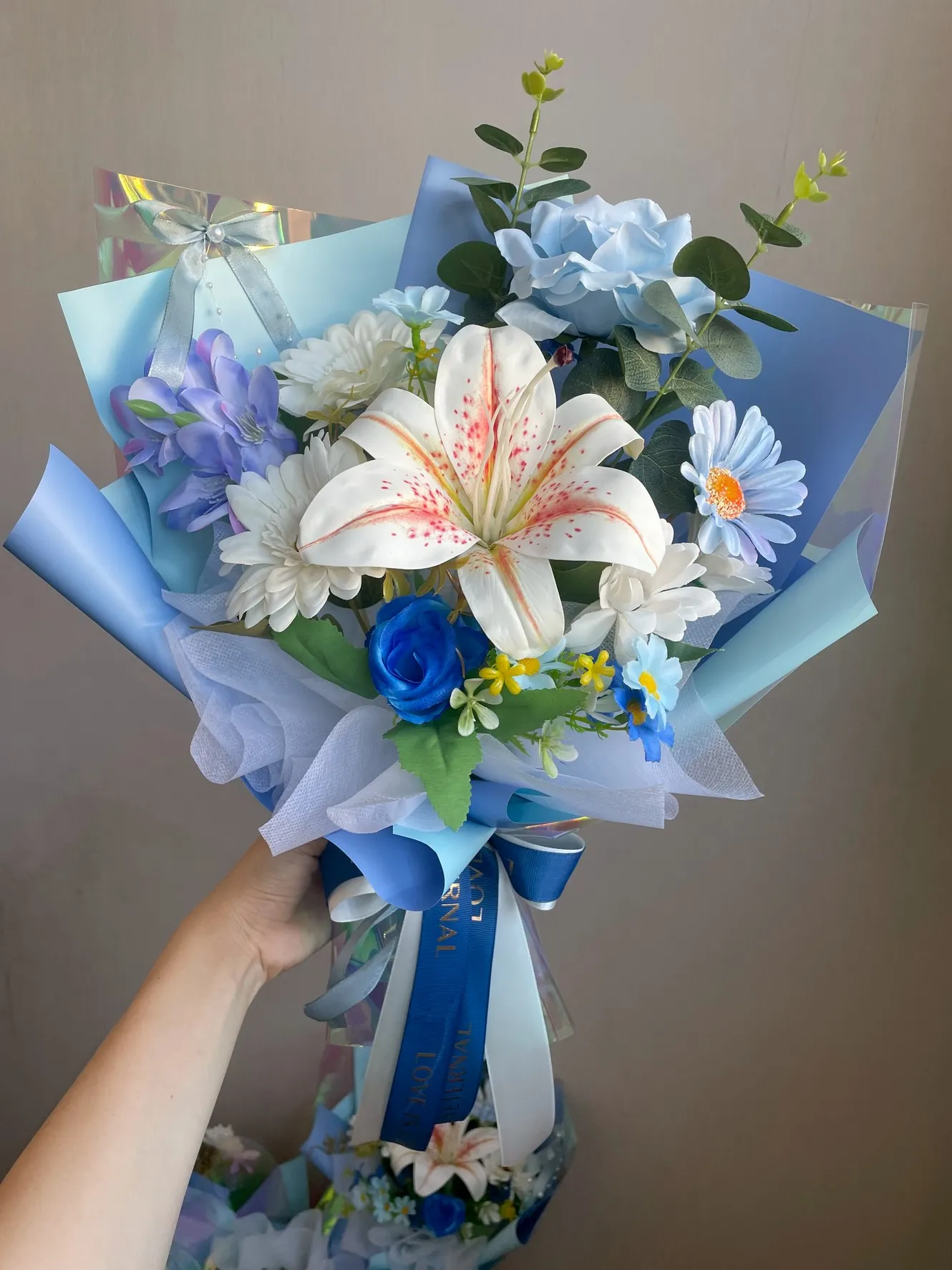 ช่อดอกไม้ประดิษฐ์ Azure Dream