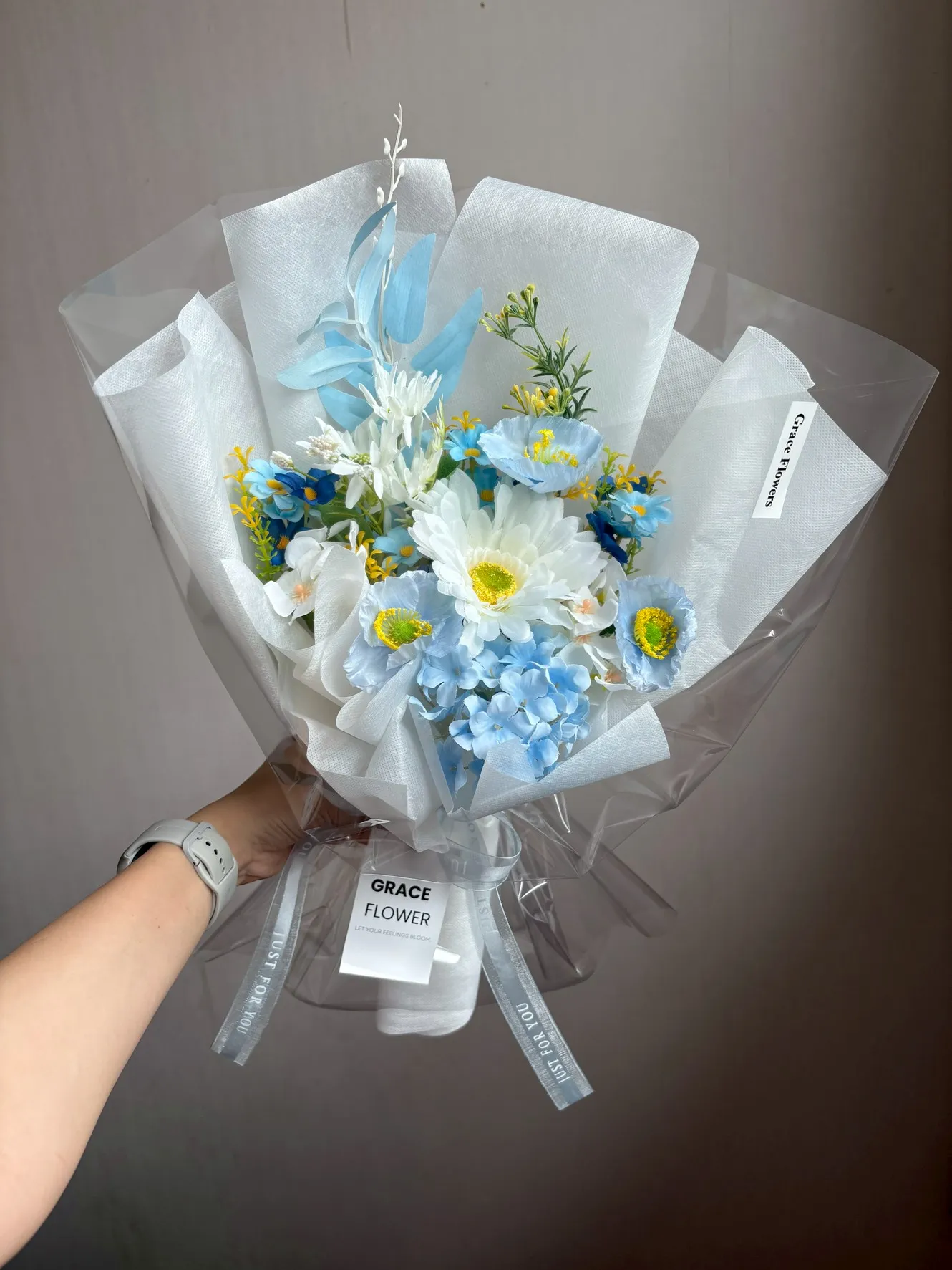 ช่อดอกไม้ประดิษฐ์ Blue Cream Dream