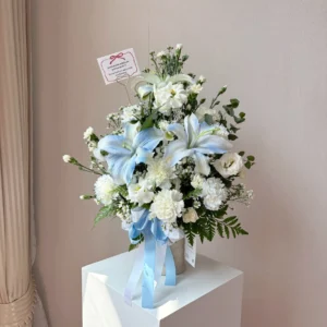 แจกันดอกไม้สด Blue Solace - Image 2