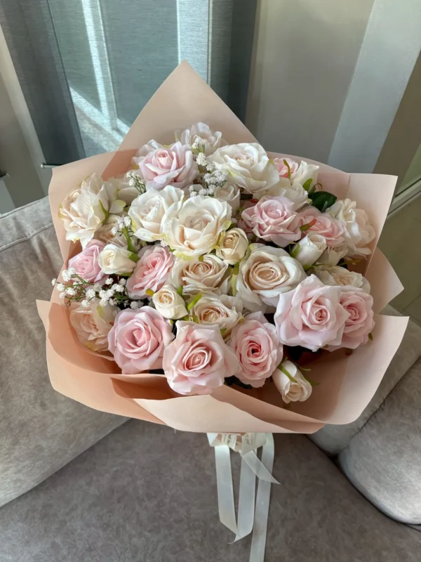 ช่อดอกไม้ประดิษฐ์ Blush Sugar Bloom