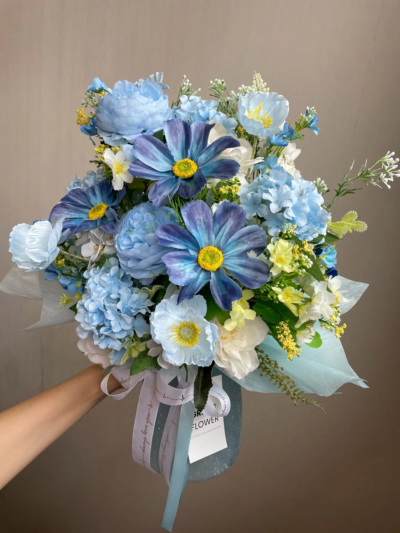 แจกันดอกไม้ประดิษฐ์ Calm Blue Blossom - Image 2
