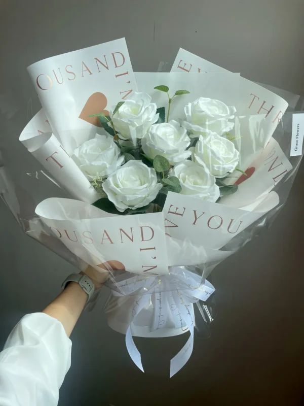ช่อดอกไม้ประดิษฐ์ Pure White Bloom