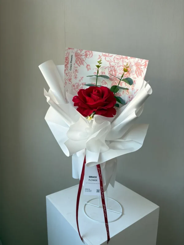 ช่อดอกไม้ประดิษฐ์ Rosé Reverie