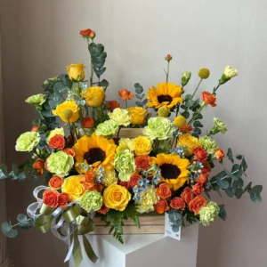 ตะกร้าดอกไม้สด Sunny Olive Blossom - Image 2