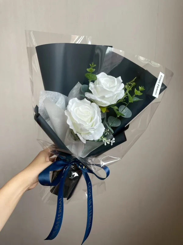 ช่อดอกไม้ประดิษฐ์ Twilight Rose