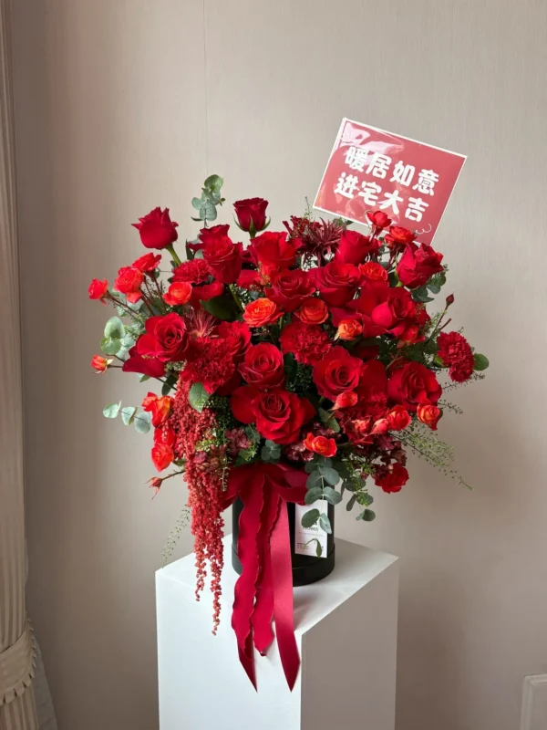 กล่องดอกกุหลาบแดง Velvet Rosaline